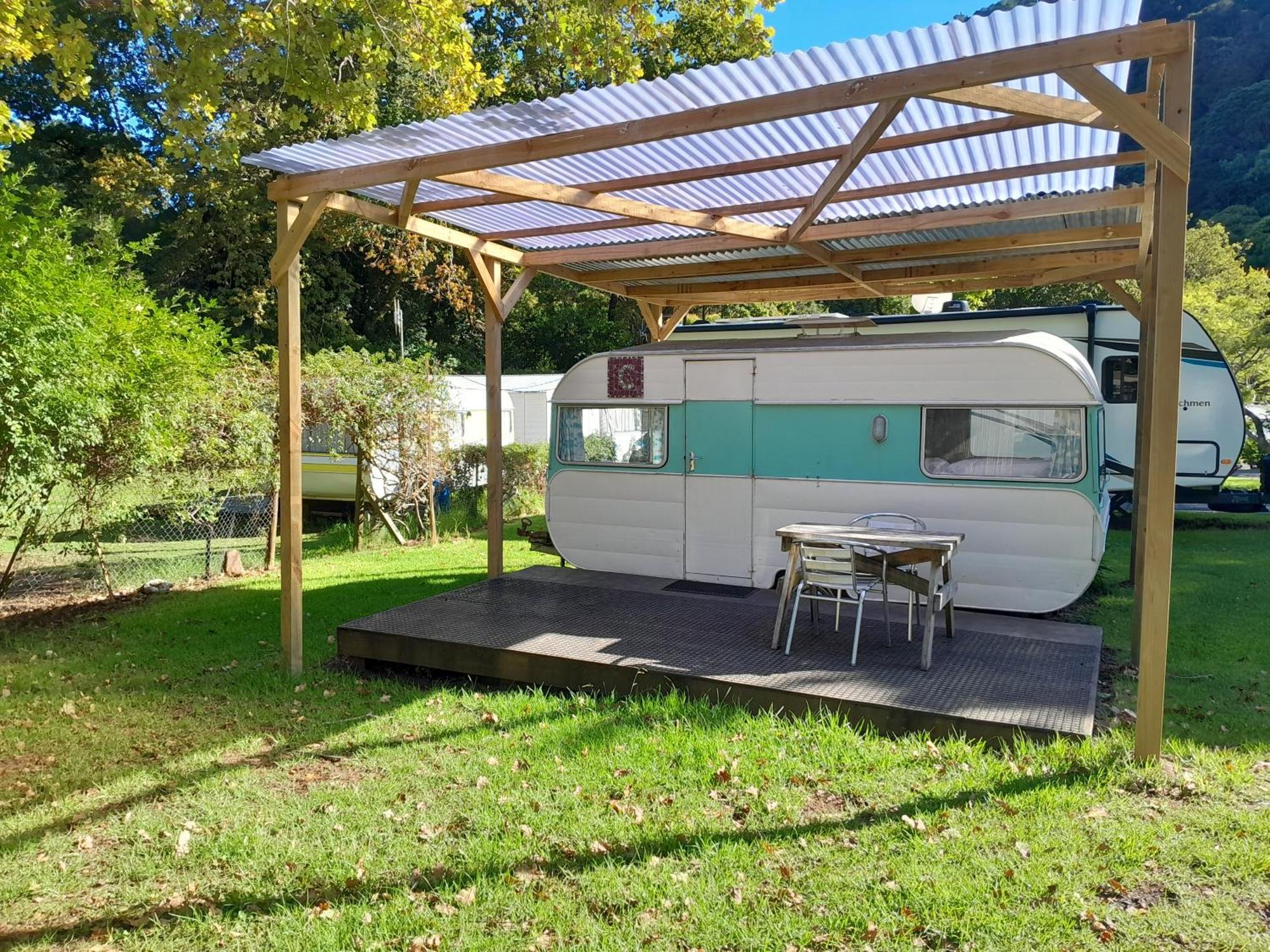 תמז Dickson Holiday Park מראה חיצוני תמונה